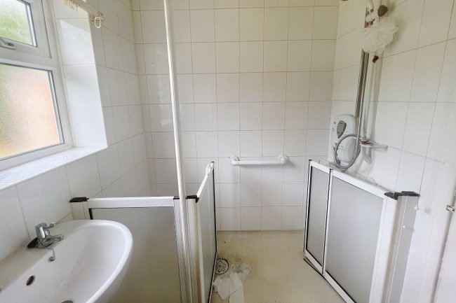 16 Daintree Way, Hemingford Grey, Huntingdon, Cambridgeshire, PE28 9DZ 9