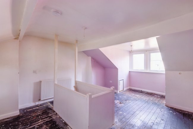 12A & 12B Conway Drive, Leeds, LS8 5JG 6