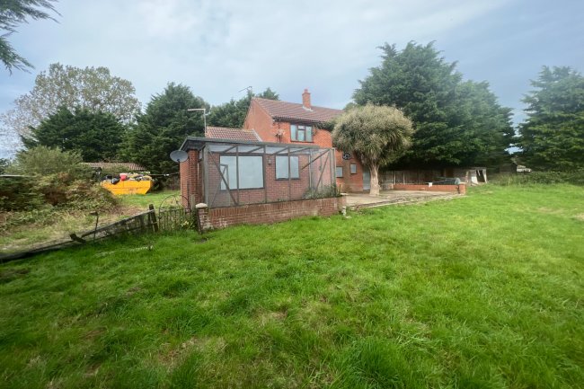 Wedgewood Farm, Mill Road, Burgh Castle, Great Yarmouth, NR31 9QS 1