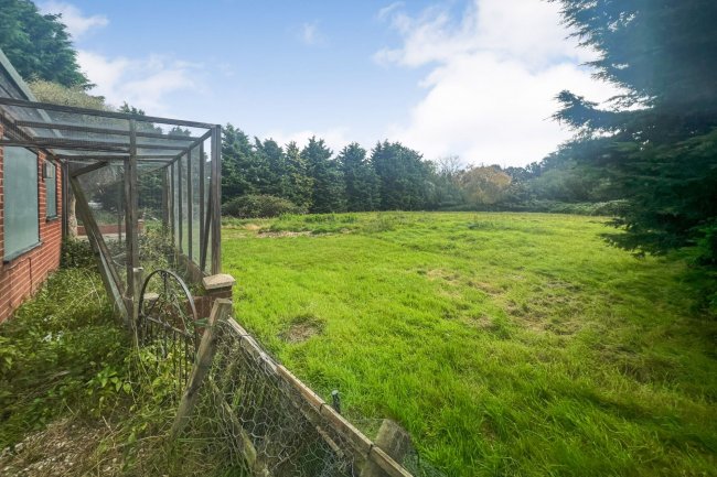 Wedgewood Farm, Mill Road, Burgh Castle, Great Yarmouth, NR31 9QS 1