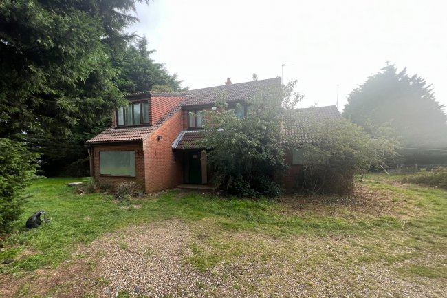 Wedgewood Farm, Mill Road, Burgh Castle, Great Yarmouth, NR31 9QS 1