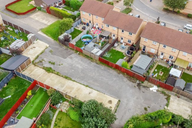 Old garage site at Hawthorne Drive, Whittlesey, PE7 1TH 9