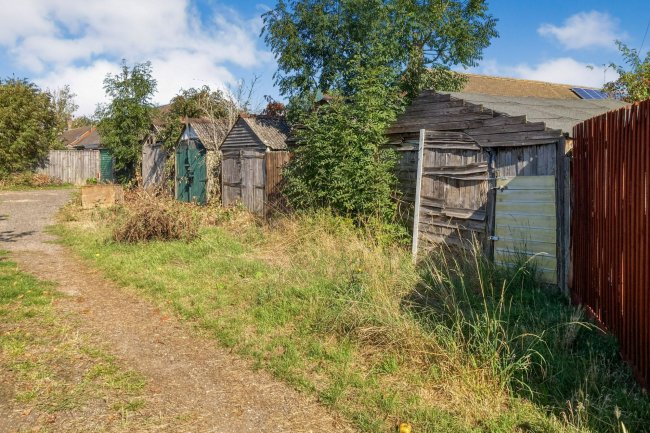 Land alongside 8 River Drive, March, PE15 9AB 7