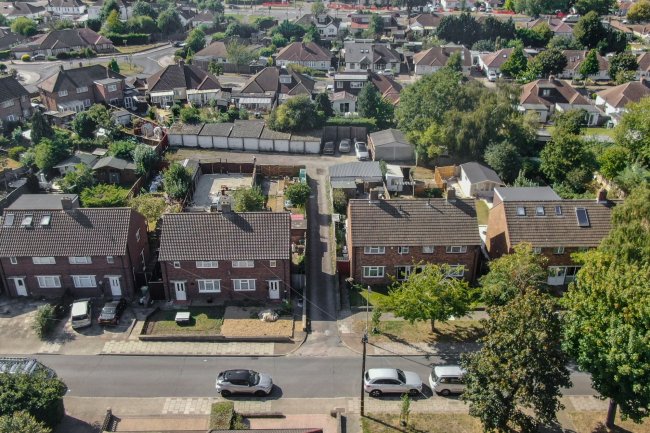 Garages 1-10 Dyke Drive, Orpington, BR5 4LY 10