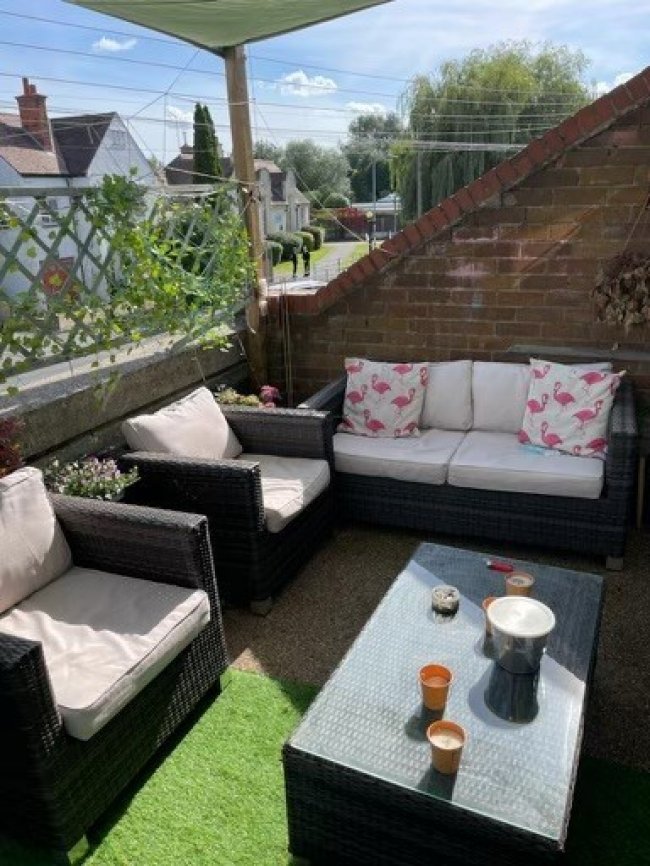 249 Ferry Road, Hullbridge, Essex, SS5 6NA 3