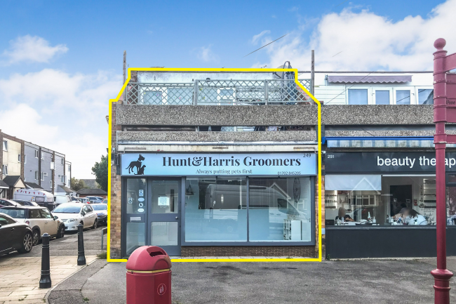 249 Ferry Road, Hullbridge, Essex, SS5 6NA 3