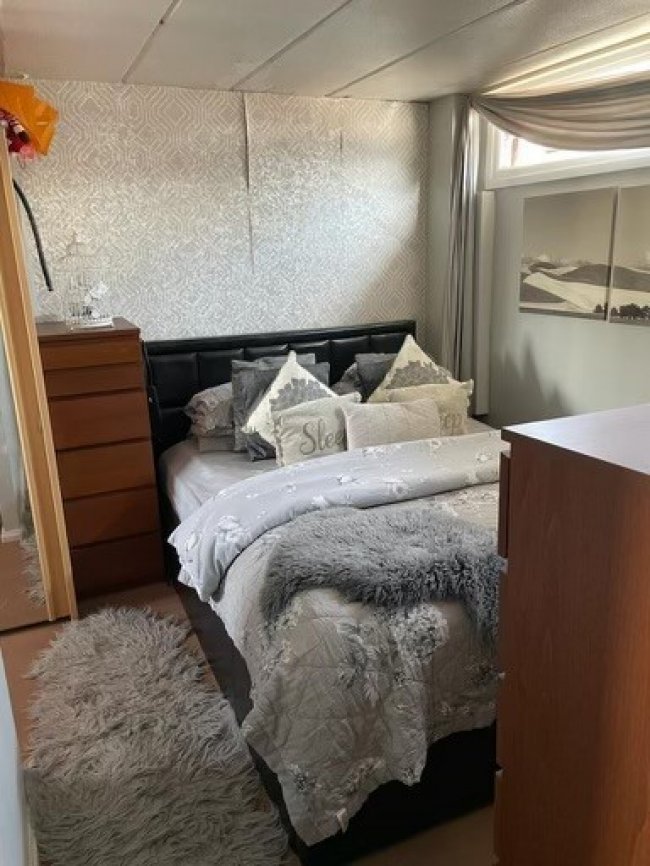 249 Ferry Road, Hullbridge, Essex, SS5 6NA 3