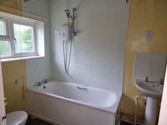 1 and 2 Council Bungalows, Hannath Road, Tydd Gote, Wisbech PE13 5NA 8