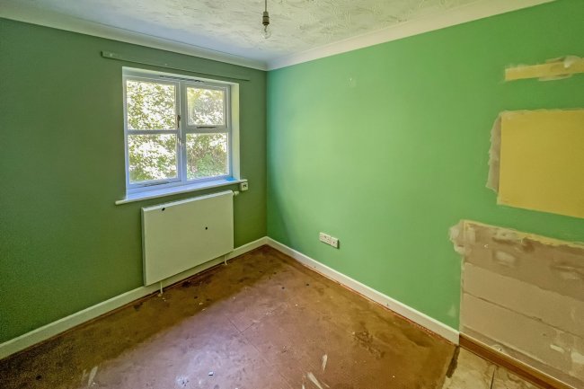 3 Breech Close, Portsmouth, PO3 5QR 9