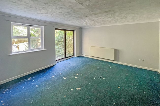 3 Breech Close, Portsmouth, PO3 5QR 9