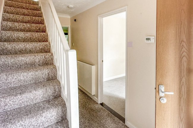 2 Breech Close, Portsmouth, PO3 5QR 8