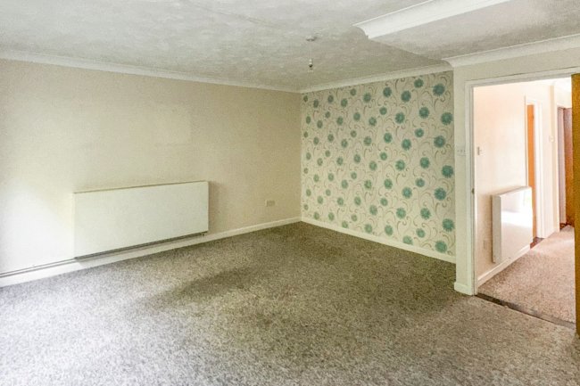 2 Breech Close, Portsmouth, PO3 5QR 8