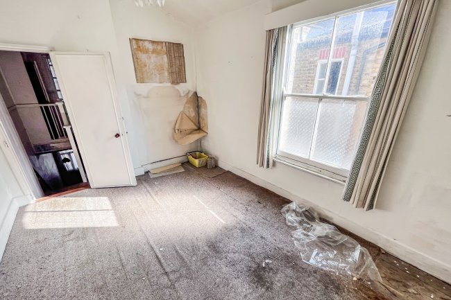 42 Tuskar Street, Greenwich, London SE10 9UR 7