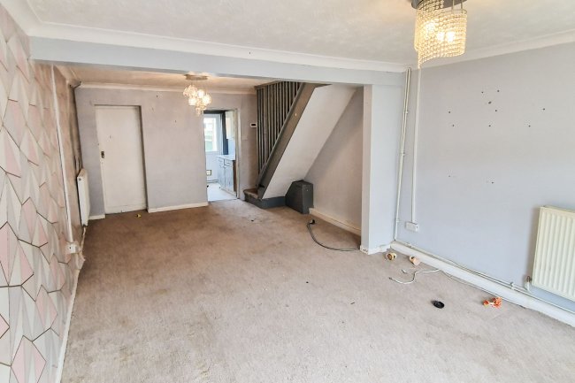 18 St Marys Road, Burgess Hill, RH15 8NU 8