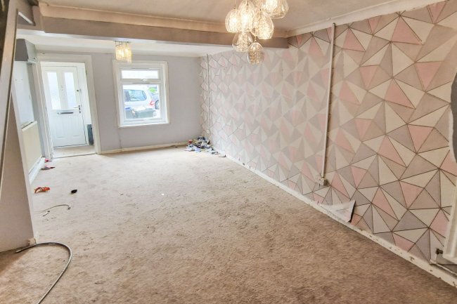 18 St Marys Road, Burgess Hill, RH15 8NU 8