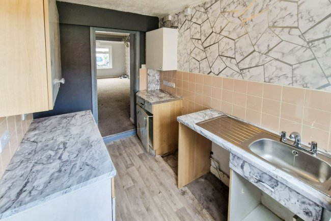 18 St Marys Road, Burgess Hill, RH15 8NU 8