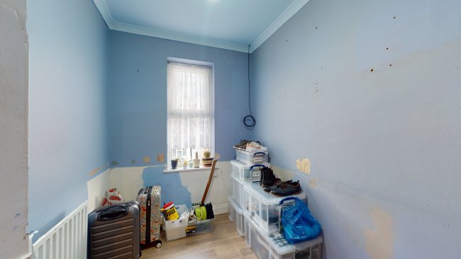 11A Eton Avenue, Harrow, Middlesex, HA0 3AZ 10