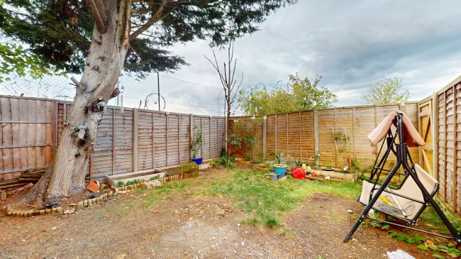 11A Eton Avenue, Harrow, Middlesex, HA0 3AZ 10