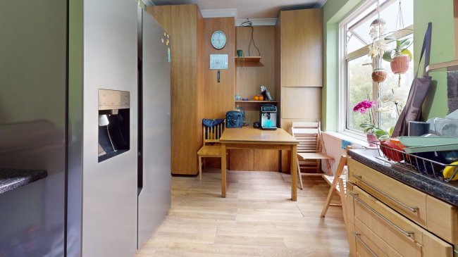 11A Eton Avenue, Harrow, Middlesex, HA0 3AZ 10