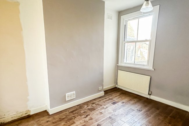 24a & 24b Gosberton Road, Balham, SW12 8LF 7