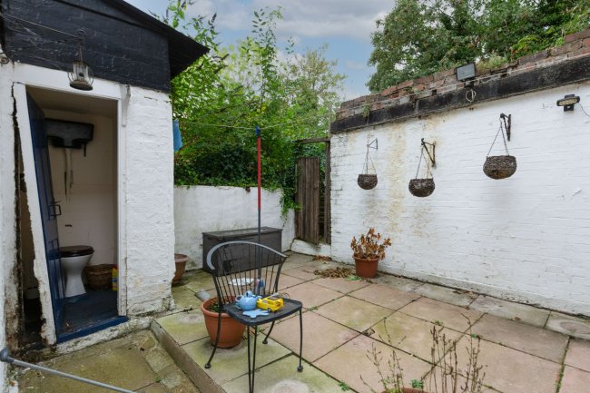 10 Northampton Grove, Islington, London, N1 2PL 2