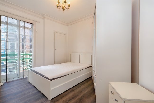 168 West Dorset House, Gloucester Place, Marylebone, London, NW1 5AH 9