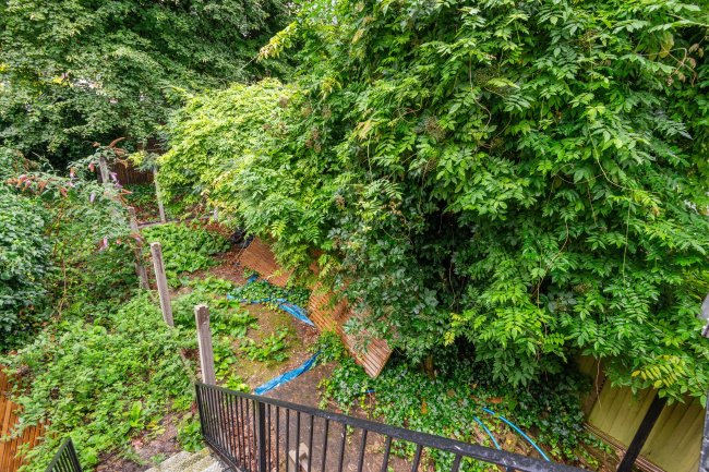 43 Stanlake Road, Shepherds Bush, London W12 7HG 9