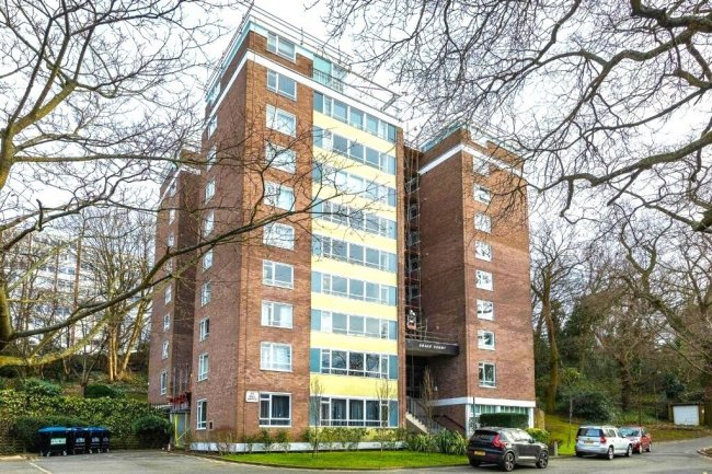 Flat 25, Drake Court, Tylney Avenue, London SE19 1LW 10