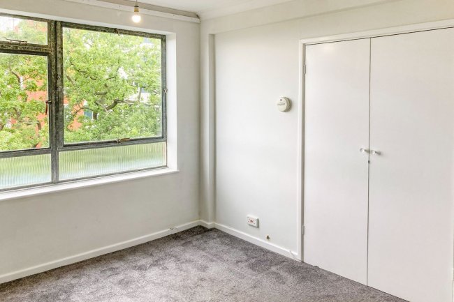 Flat 25, Drake Court, Tylney Avenue, London SE19 1LW 10