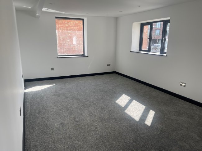 Flat 1, 49-51 Regent Street, Swindon, SN1 1JS 1