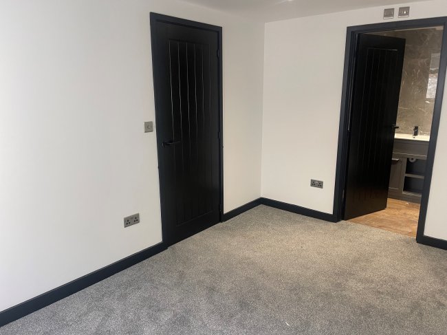 Flat 1, 49-51 Regent Street, Swindon, SN1 1JS 1