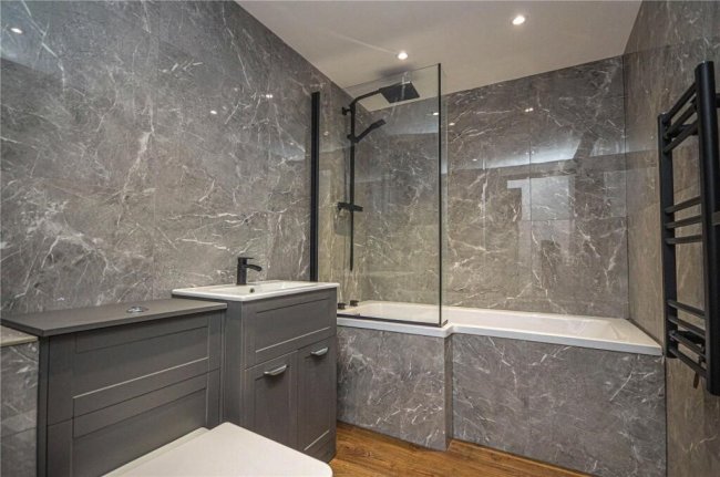 49-51 Regent Street, Swindon, SN1 1JS 5