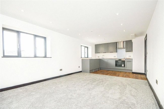 49-51 Regent Street, Swindon, SN1 1JS 5