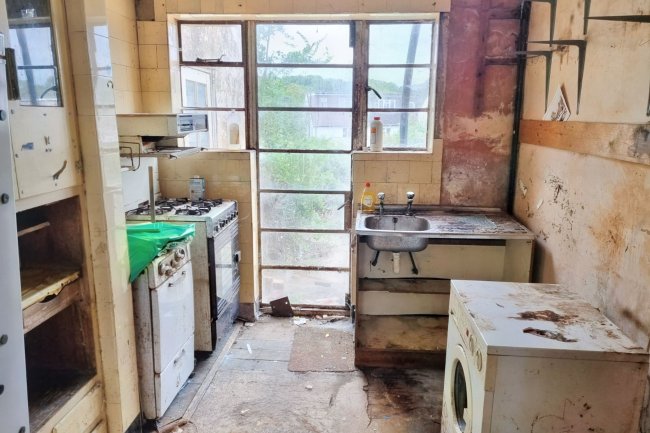 194 Hampden Way, Southgate, London, N14 7LY 3