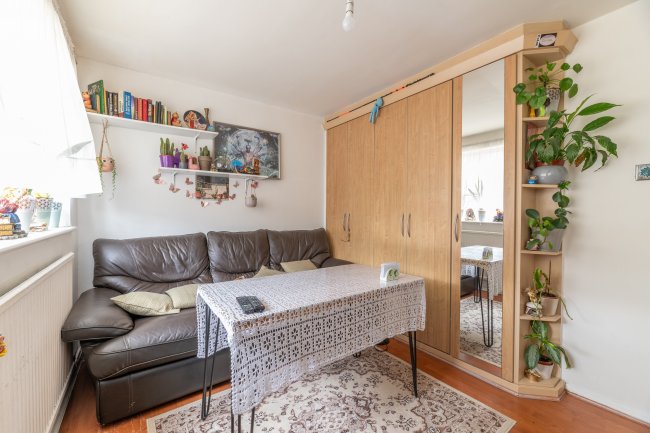 27-31 Oliver Road, Plus 12 Lock-up Garages to the Rear, Leyton, E10 5LD 6