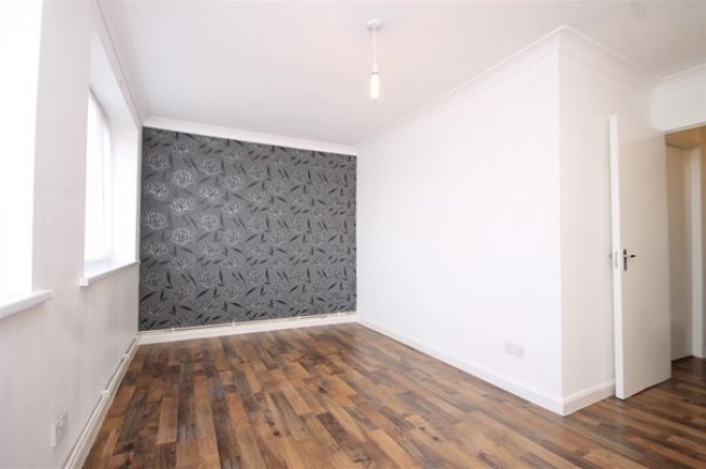 27-31 Oliver Road, Plus 12 Lock-up Garages to the Rear, Leyton, E10 5LD 6