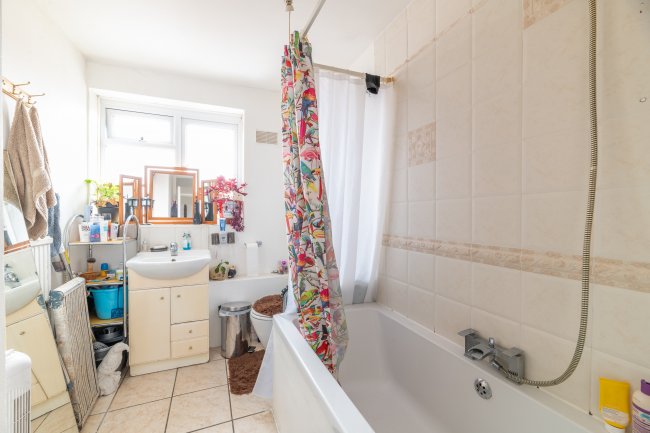 27-31 Oliver Road, Plus 12 Lock-up Garages to the Rear, Leyton, E10 5LD 6