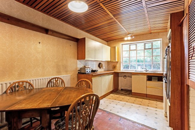 The White House, Black Rod Close, 35 Stapleford Lane, Toton, Nottingham, NG9 6FZ 1