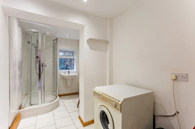 The White House, Black Rod Close, 35 Stapleford Lane, Toton, Nottingham, NG9 6FZ 1