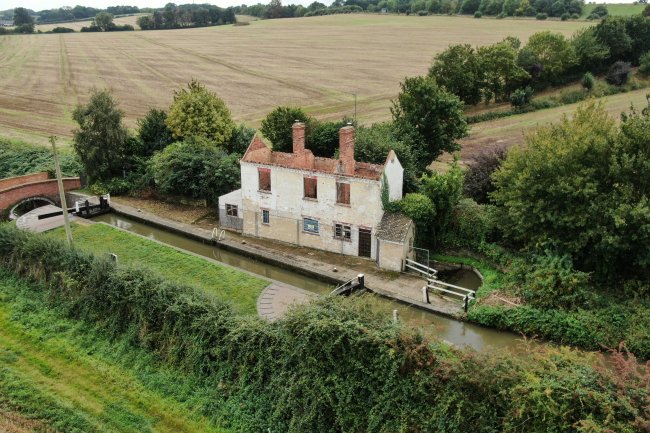 Grants Lock, Twyford, Banbury, OX17 3JW 2