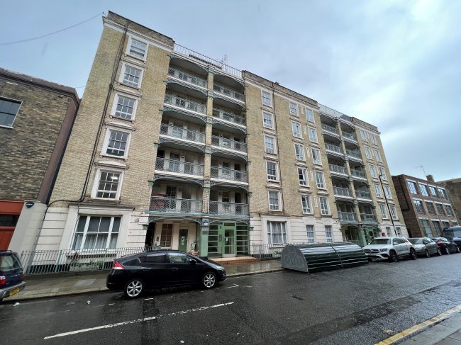 17 Derby Lodge, Britannia Street, London, WC1X 9BP 5