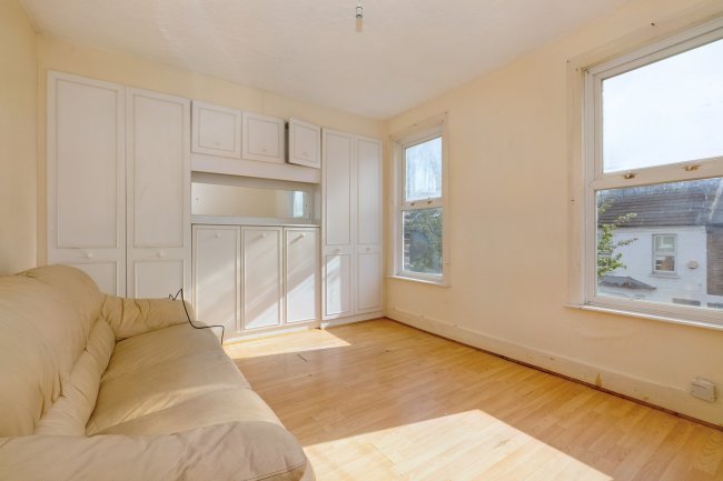 20 Bushberry Road, Homerton, London, E9 5SX 3