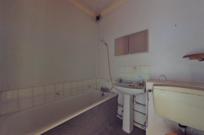 Flat 3, 72 Euston Avenue, Watford, Hertfordshire, WD18 7SY 5