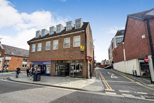 35-37 Moulsham Street, Chelmsford CM2 0HY 5