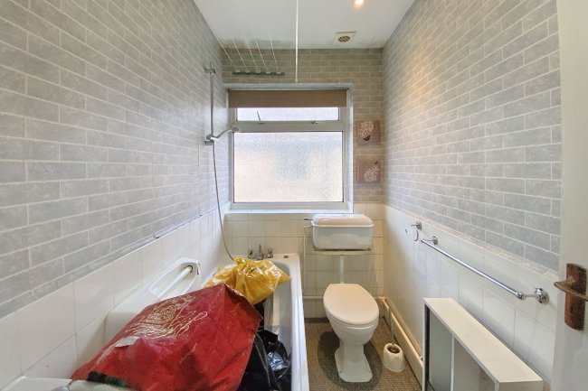 6 Millbourne Road, Hanworth, TW13 6NQ 3