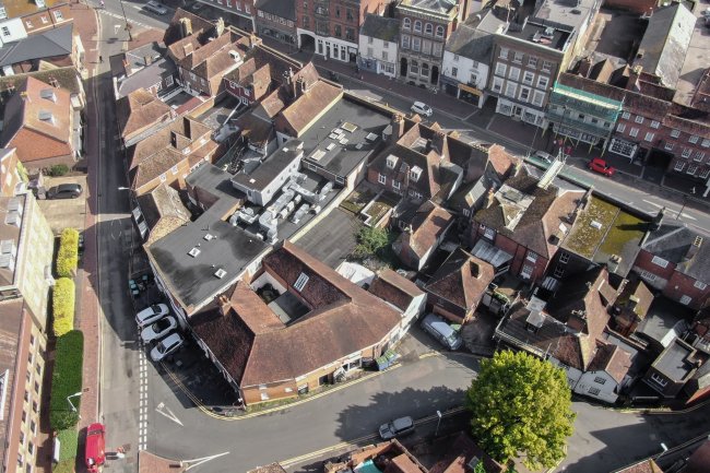 146-148 High Street, Tonbridge TN9 1BB 2