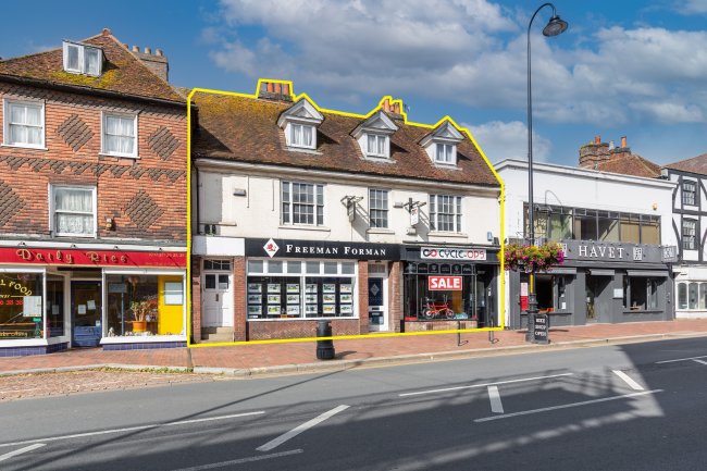 146-148 High Street, Tonbridge TN9 1BB 2