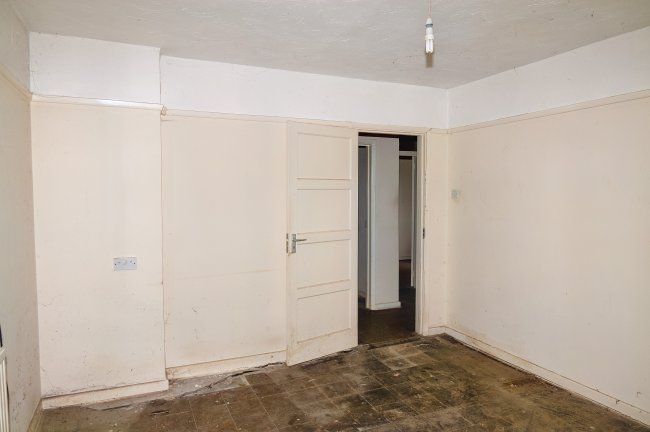 10 South Walk, Ramsey, Huntingdon, Cambridgeshire, PE26 1JS 2