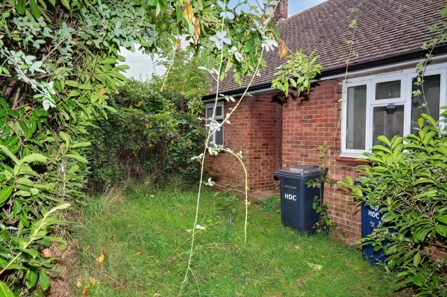 10 South Walk, Ramsey, Huntingdon, Cambridgeshire, PE26 1JS 2