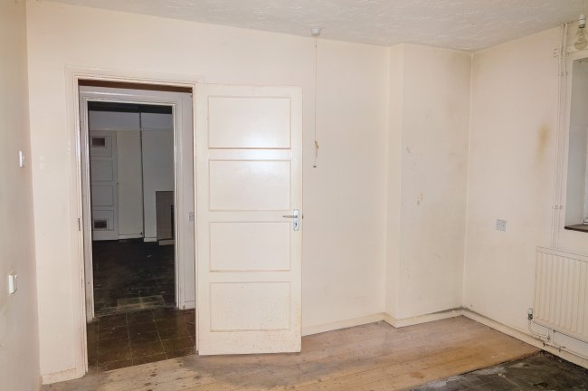 10 South Walk, Ramsey, Huntingdon, Cambridgeshire, PE26 1JS 2